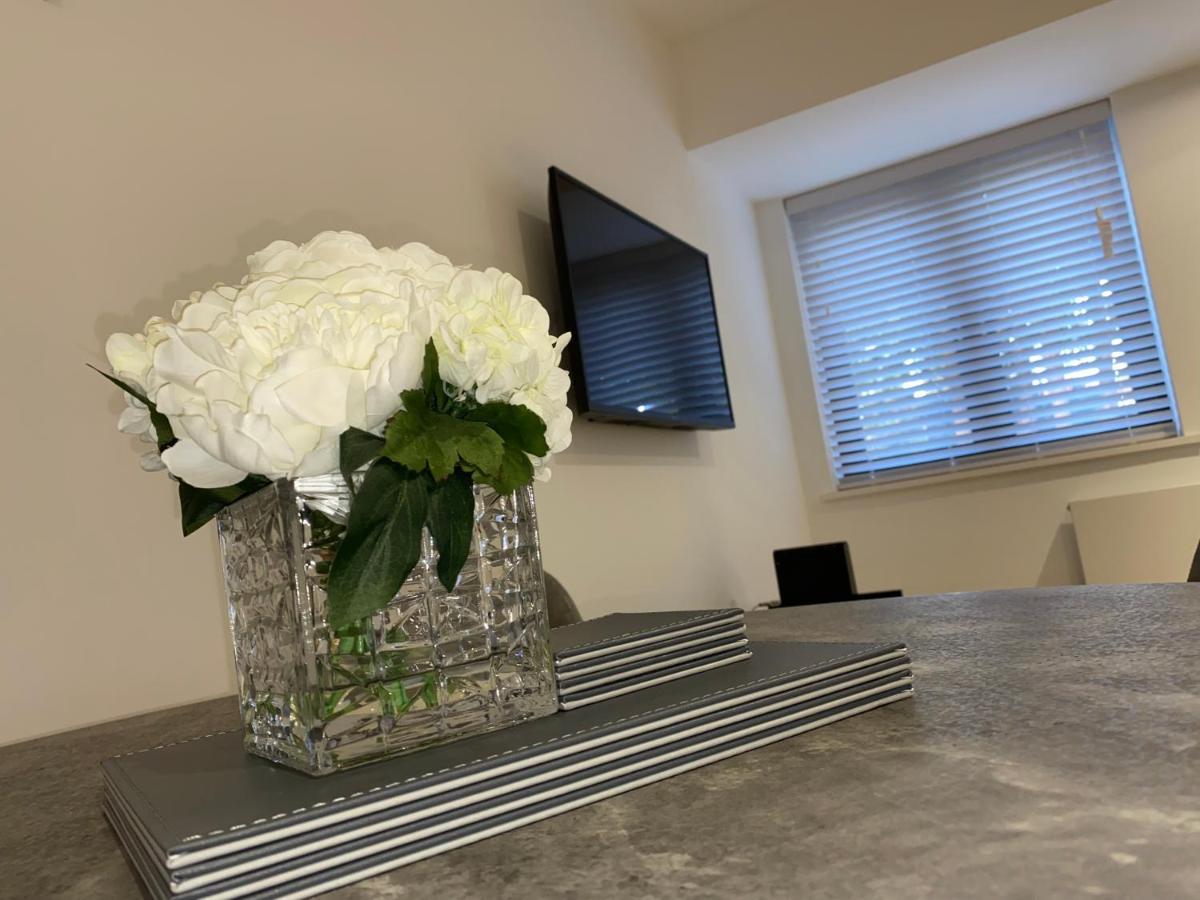 Roomotel - Broadoaks Apartments Solihull Zewnętrze zdjęcie