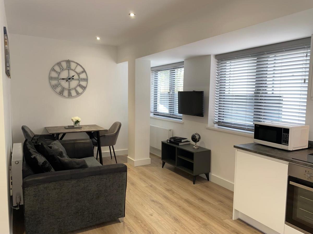 Roomotel - Broadoaks Apartments Solihull Zewnętrze zdjęcie