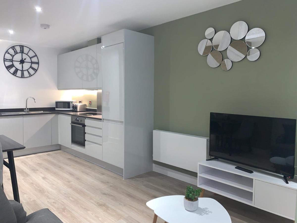 Roomotel - Broadoaks Apartments Solihull Zewnętrze zdjęcie