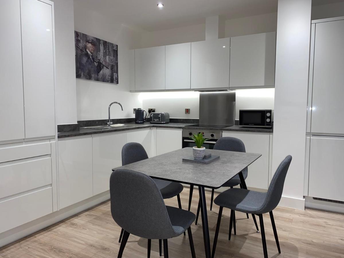 Roomotel - Broadoaks Apartments Solihull Zewnętrze zdjęcie