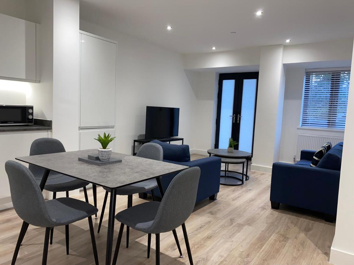 Roomotel - Broadoaks Apartments Solihull Zewnętrze zdjęcie