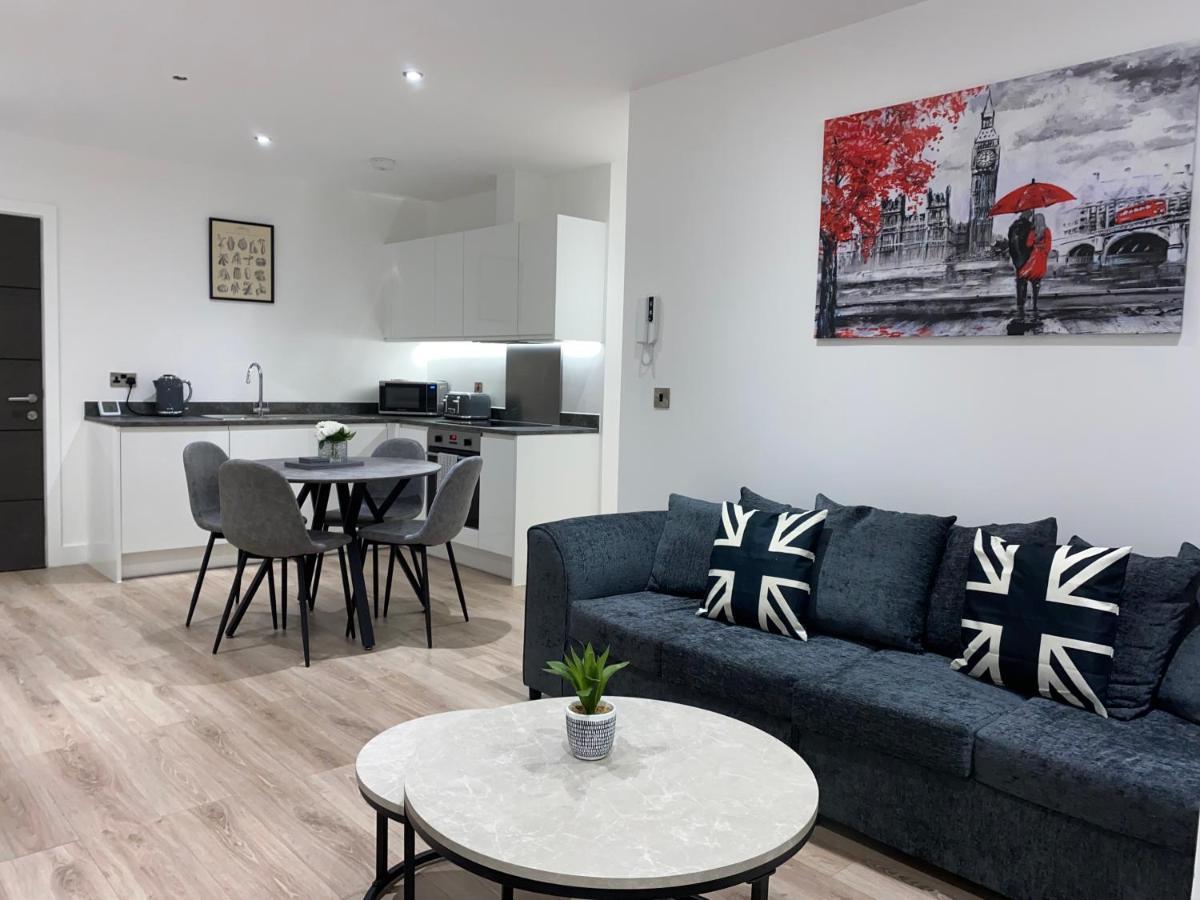 Roomotel - Broadoaks Apartments Solihull Zewnętrze zdjęcie