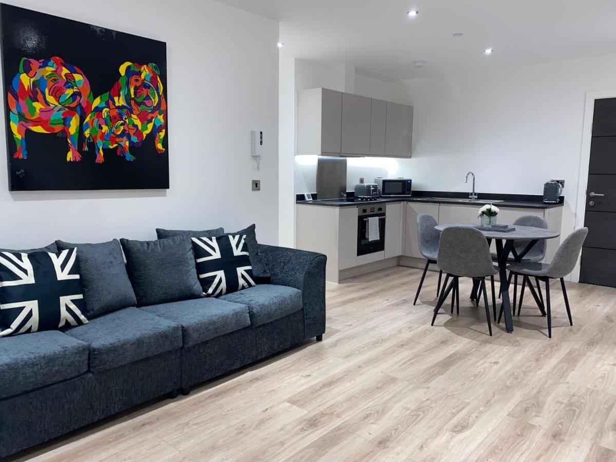 Roomotel - Broadoaks Apartments Solihull Zewnętrze zdjęcie