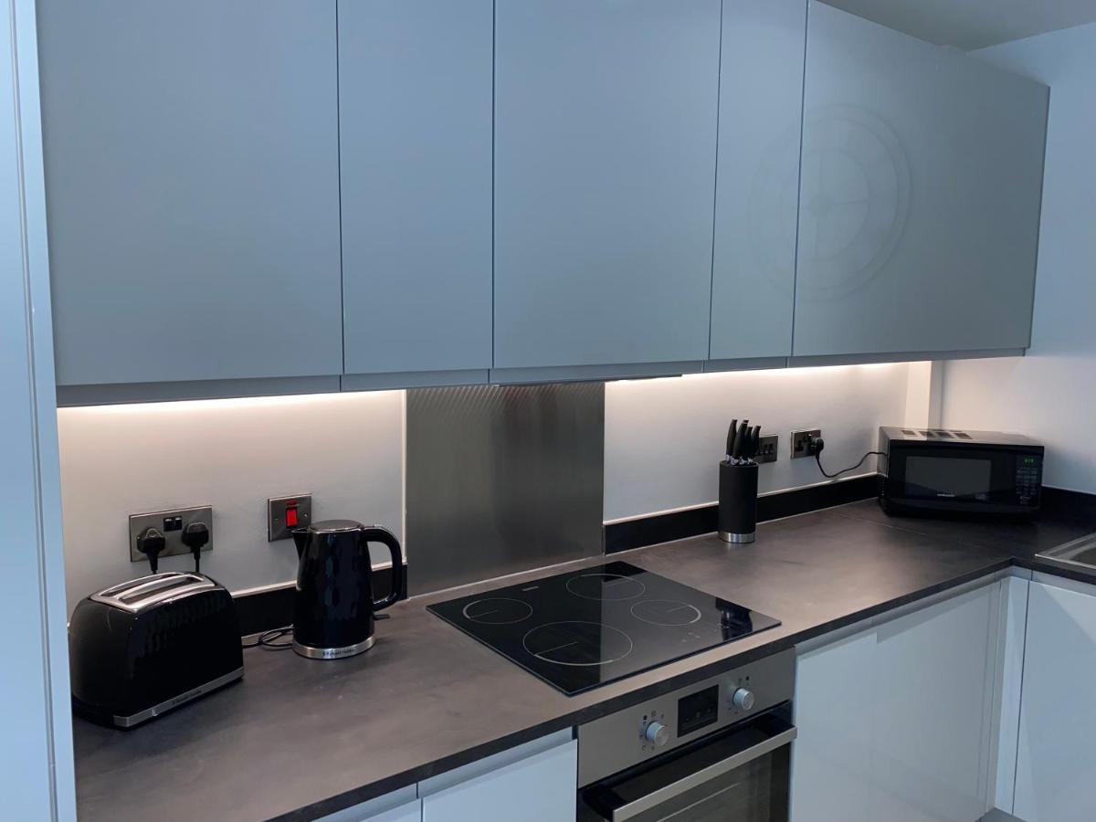Roomotel - Broadoaks Apartments Solihull Zewnętrze zdjęcie