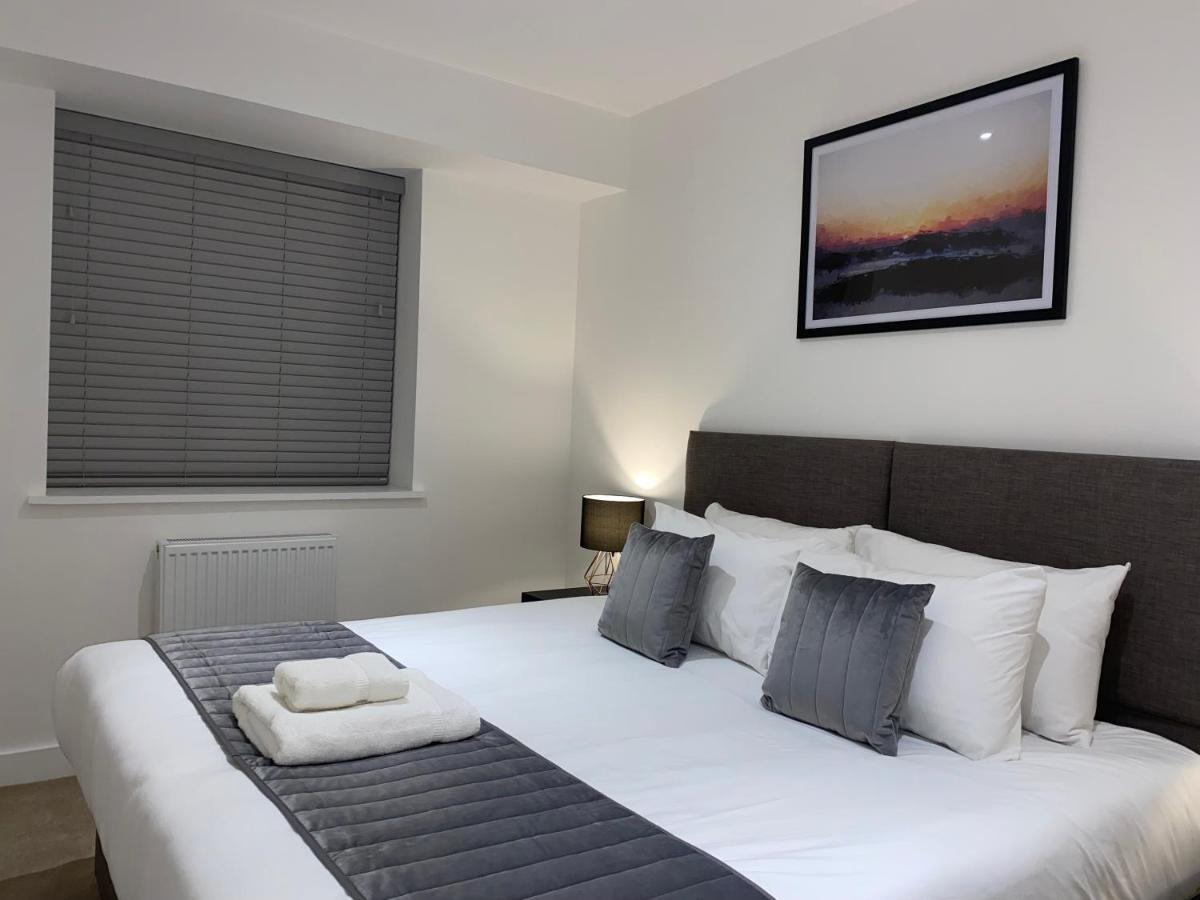 Roomotel - Broadoaks Apartments Solihull Zewnętrze zdjęcie